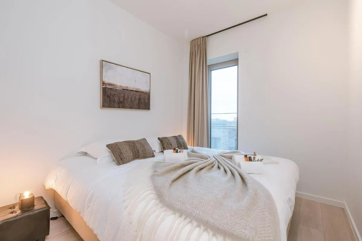 Huswell - Beautiful Apartment With Terrace And Parking Οστένδη