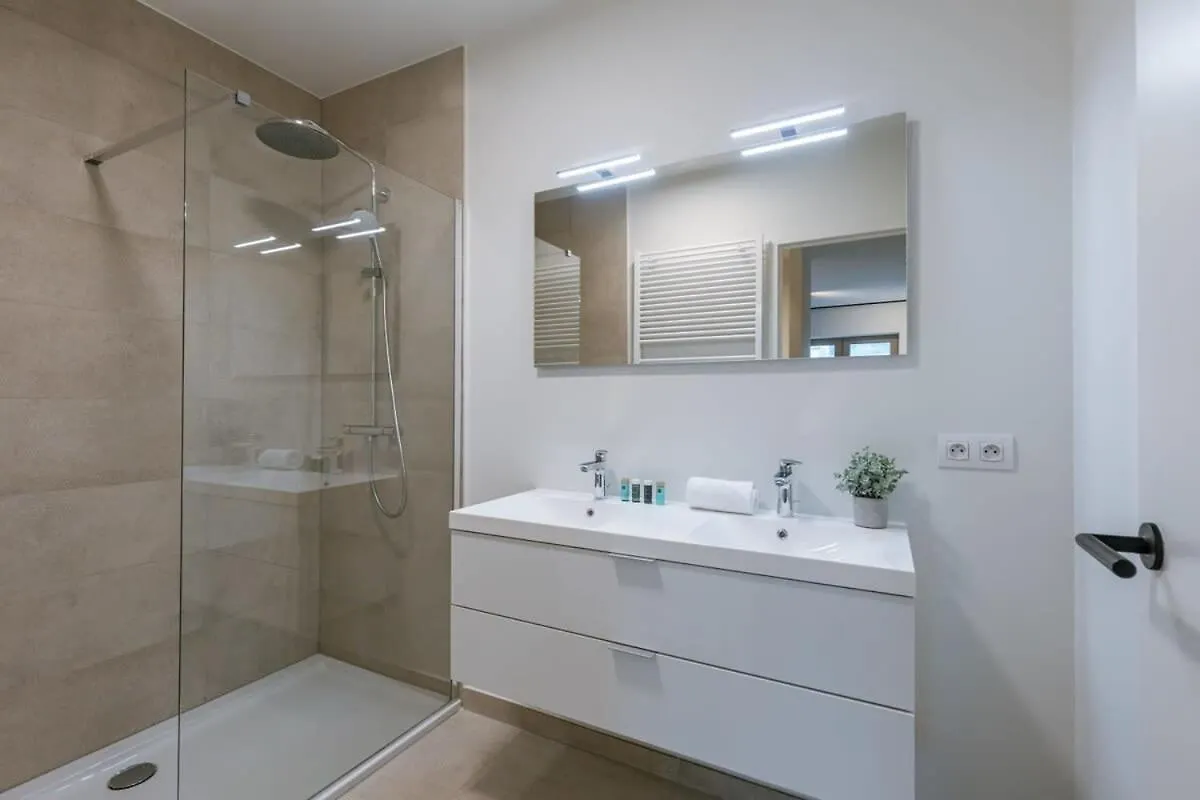 Huswell - Beautiful Apartment With Terrace And Parking Ostenda Casa vacanze