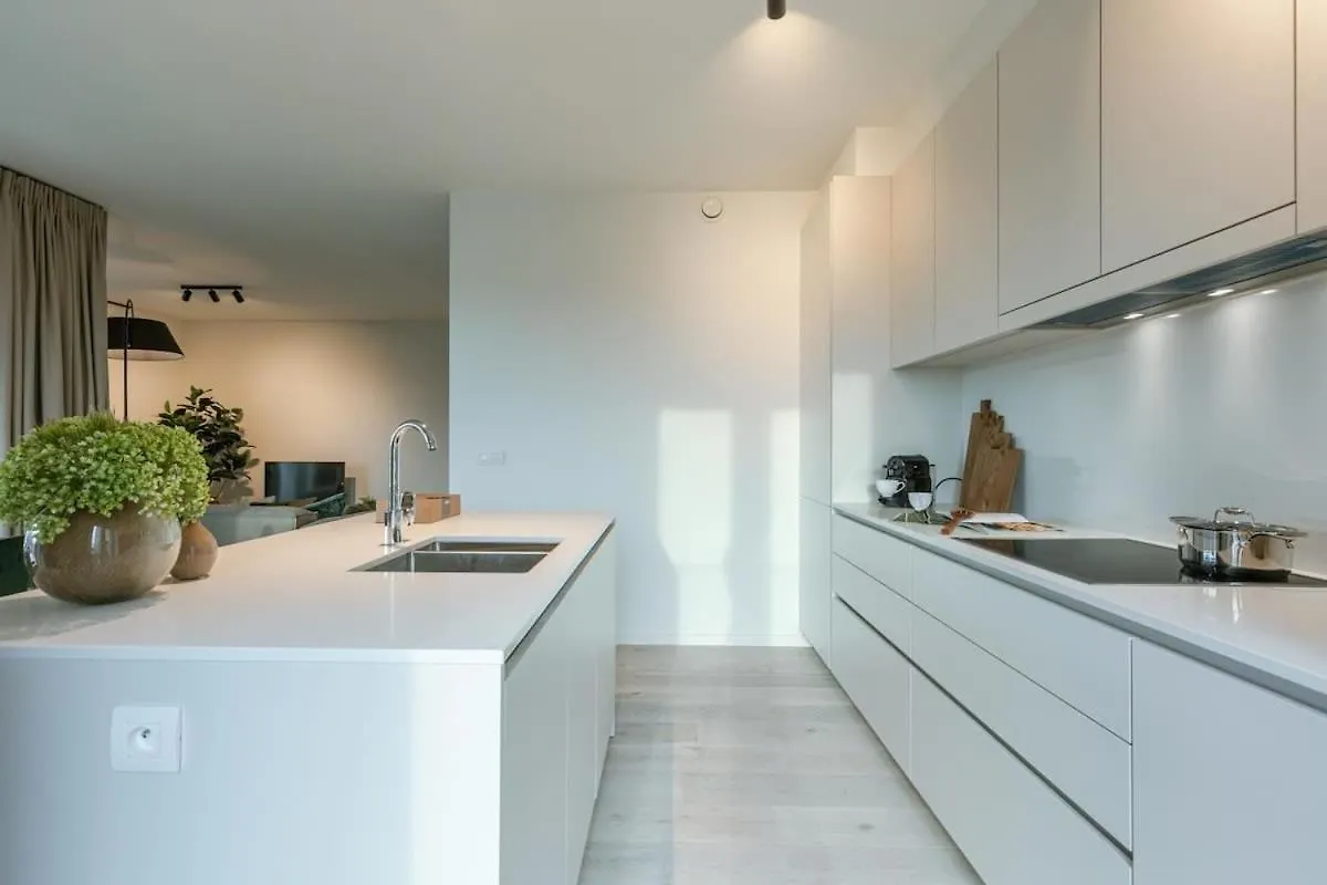 Huswell - Beautiful Apartment With Terrace And Parking Ostenda